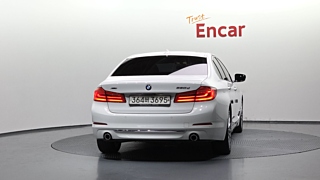 BMW 5-SERIES G30 2018