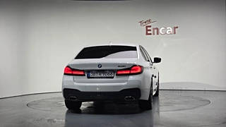 BMW 5-SERIES G30 2022