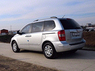 KIA CARNIVAL R 2012
