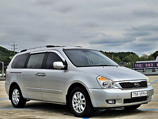 KIA CARNIVAL R 2012
