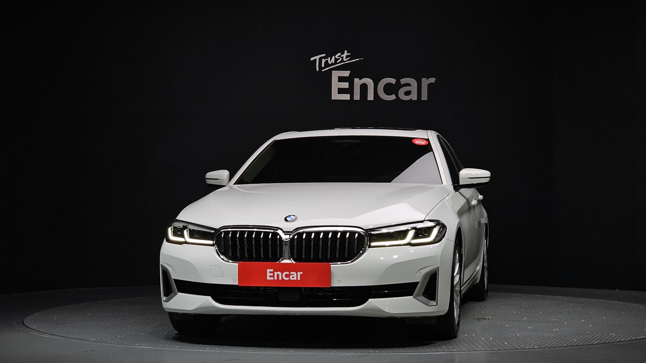 BMW 5-SERIES G30 2020