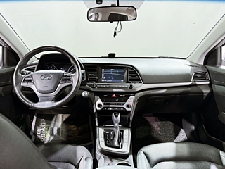 HYUNDAI AVANTE AD 2016