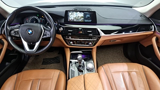 BMW 5-SERIES G30 2018