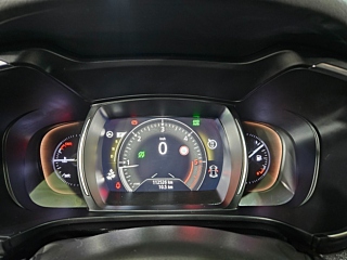 SAMSUNG QM6 2019