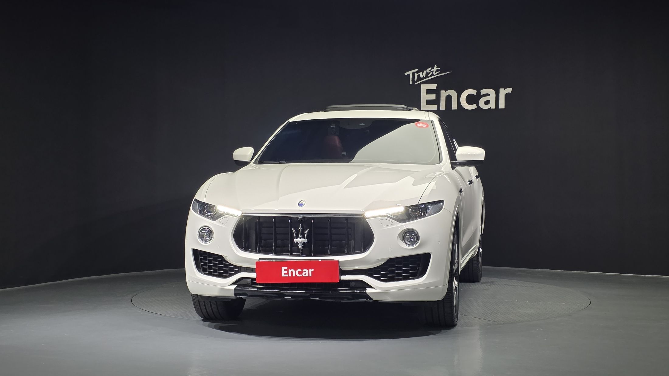 MASERATI LEVANTE 2017