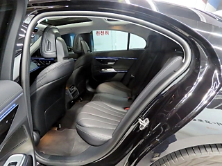 MERCEDES BENZ E-CLASS W214  E200 Avantgarde 2024