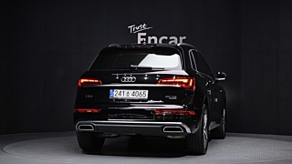 AUDI Q5 FY 2022
