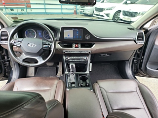 HYUNDAI GRANDEUR IG HYBRID 2017