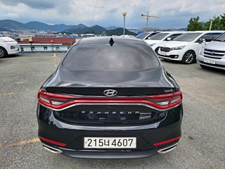 HYUNDAI GRANDEUR IG HYBRID 2017