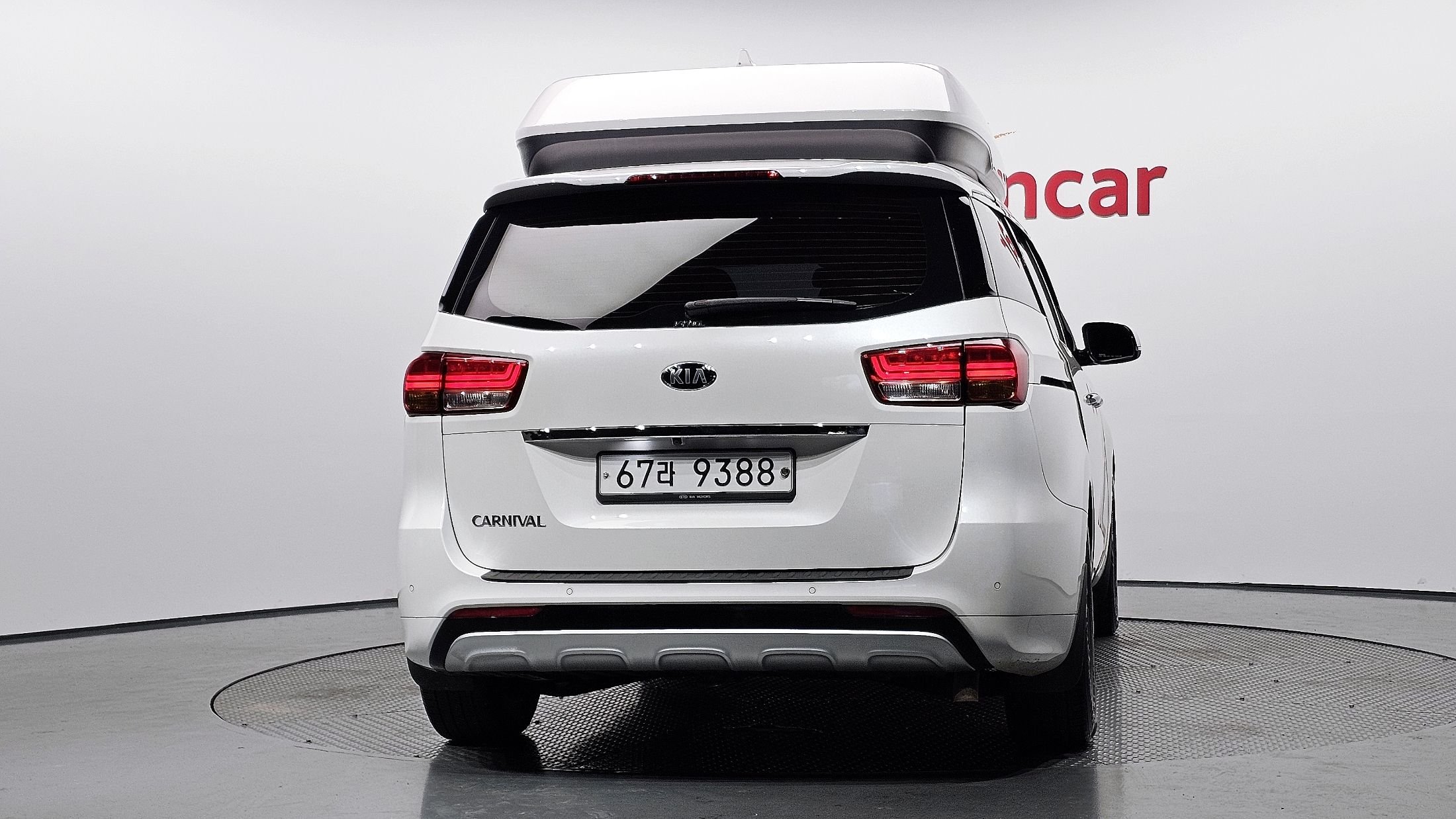 KIA CARNIVAL 2015