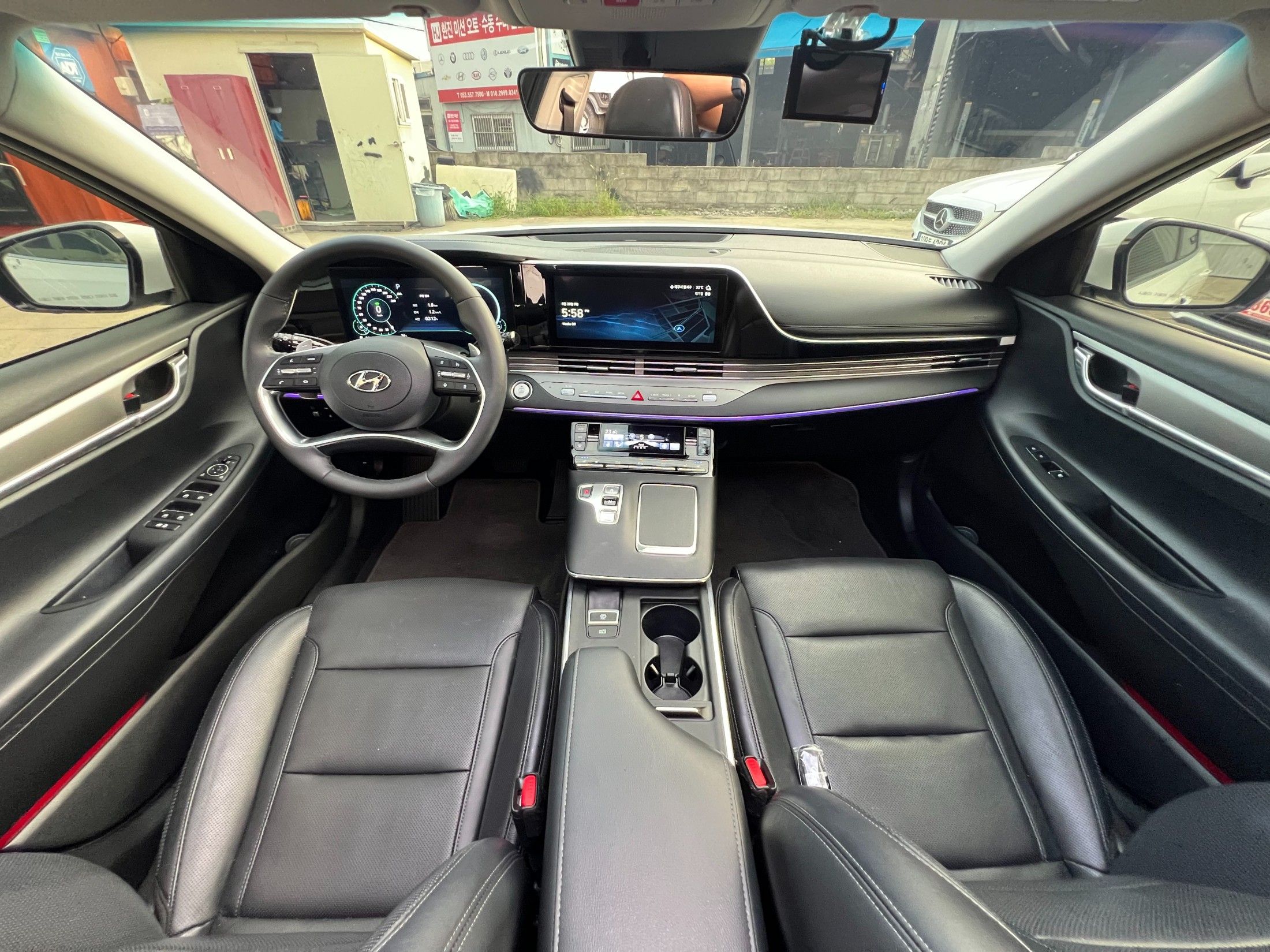 HYUNDAI GRANDEUR IG HYBRID 2022
