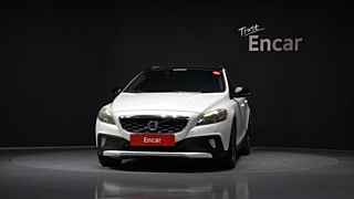 VOLVO V40 CROSS COUNTRY 2016