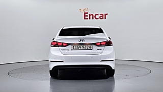 HYUNDAI AVANTE AD 2017