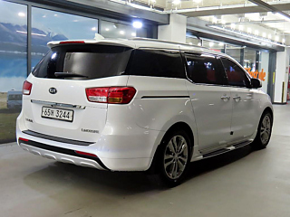 KIA CARNIVAL 2017