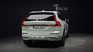 VOLVO XC60 2023