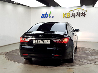 HYUNDAI SONATA YF 2010