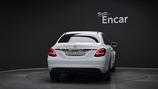 MERCEDES BENZ C-CLASS W205 2020