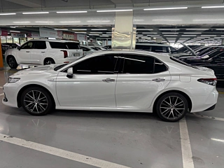 TOYOTA CAMRY XV70 2021