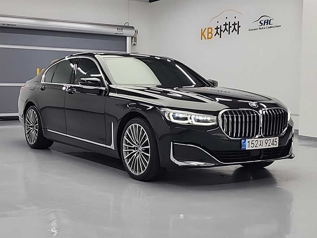 BMW 7-SERIES G11 2022
