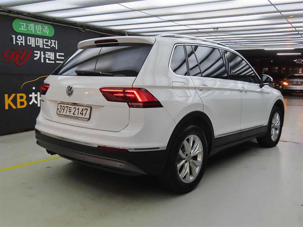 VOLKSWAGEN TIGUAN 2019