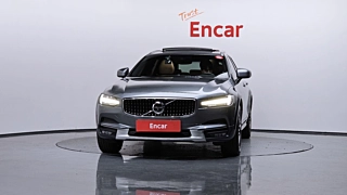 VOLVO V90 CROSS COUNTRY 2017
