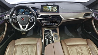 BMW 5-SERIES G30 2017