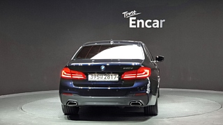 BMW 5-SERIES G30 2018