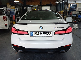 BMW 5-SERIES G30 2020