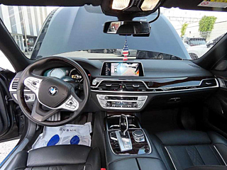 BMW 7-SERIES G11 2016