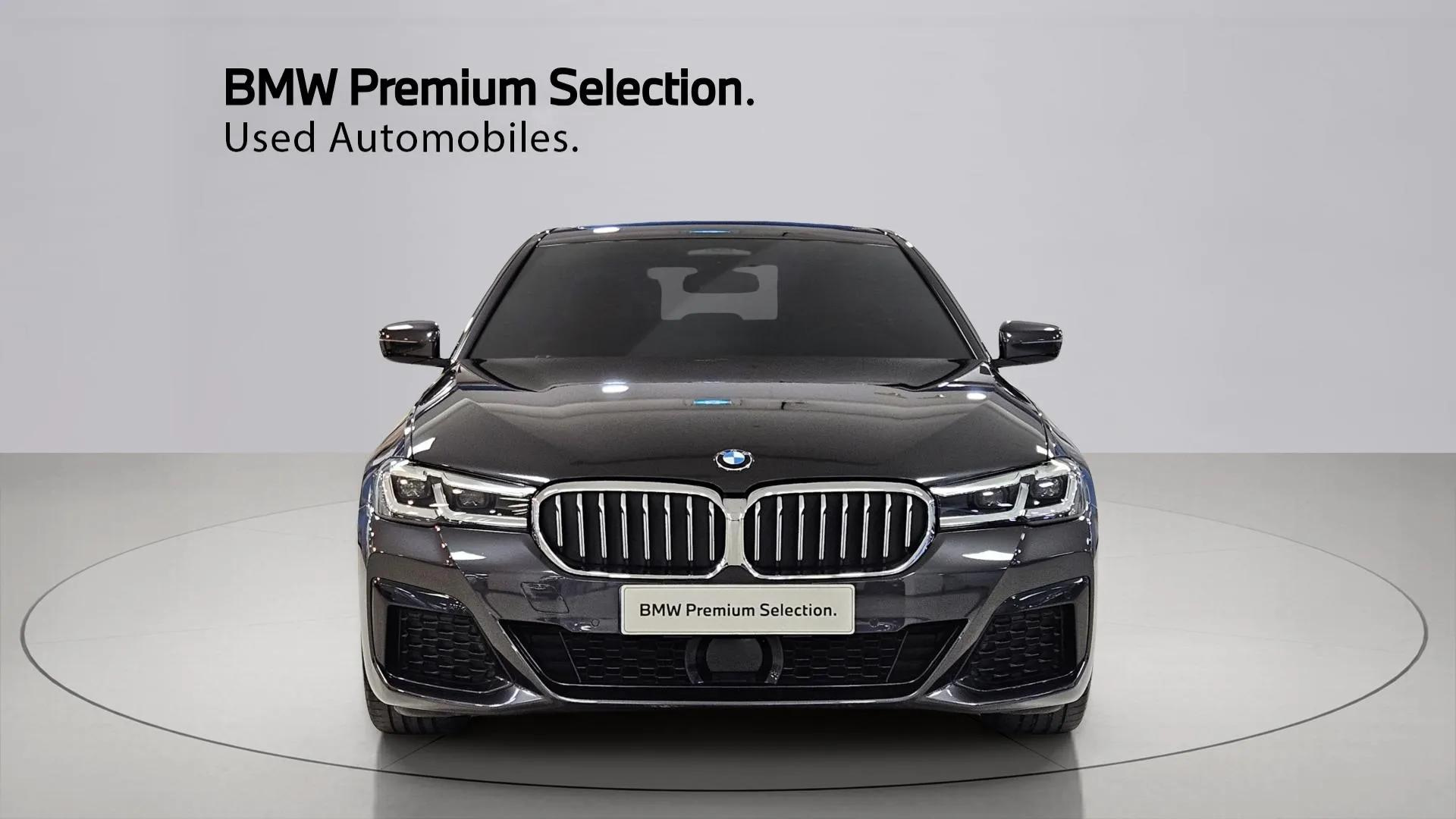 BMW 5-SERIES G30 2022