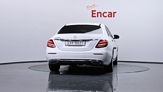 MERCEDES BENZ E-CLASS W213 2017