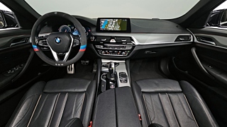 BMW 5-SERIES G30 2018