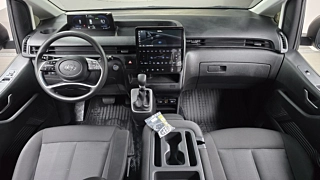 HYUNDAI STARIA  Tourer 11 Seater 2021