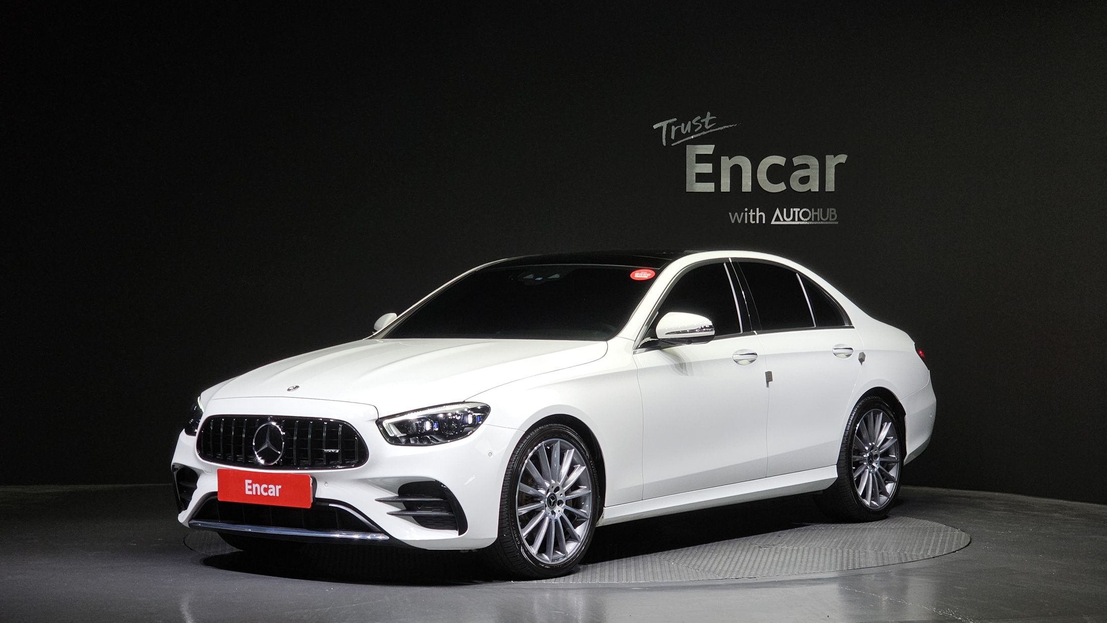 MERCEDES BENZ E-CLASS W213 2021