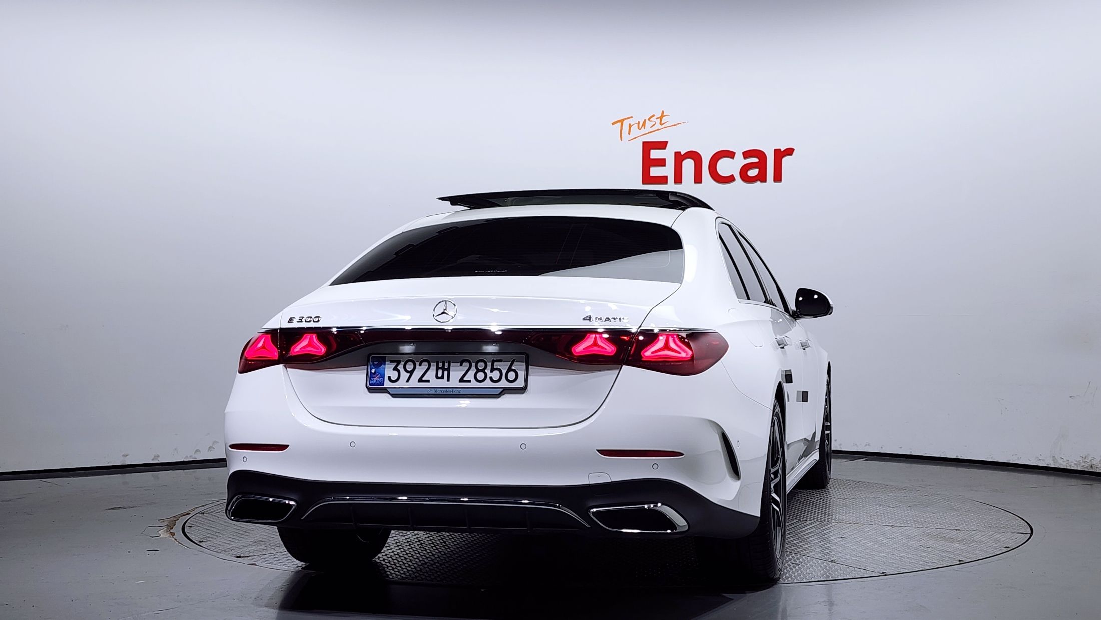 MERCEDES BENZ E-CLASS W214