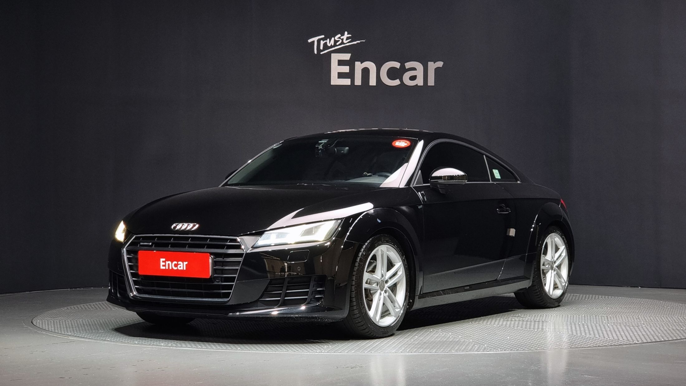AUDI TT8S 2015