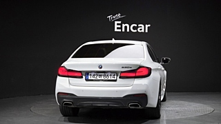 BMW 5-SERIES G30 2021