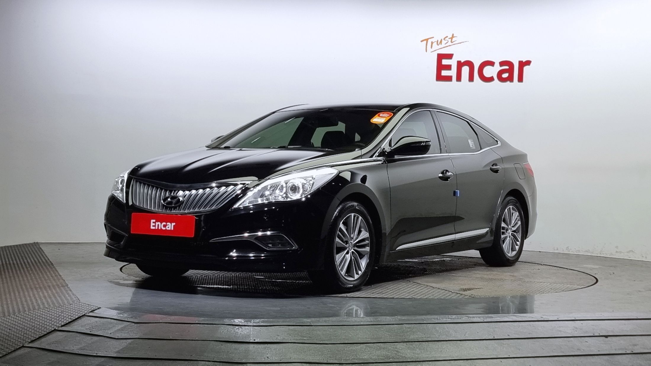 HYUNDAI GRANDEUR HG 2017
