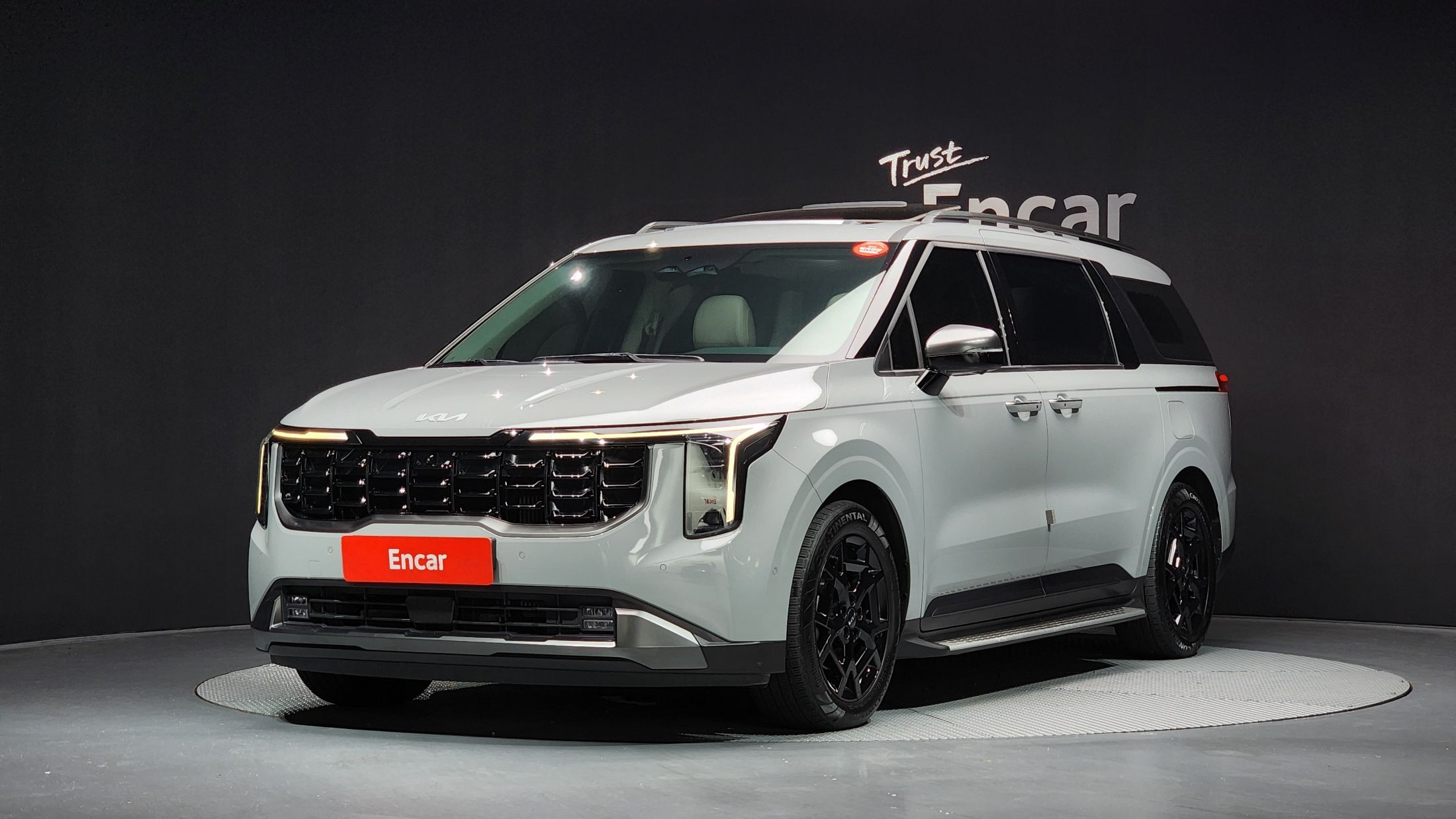 KIA CARNIVAL 2024