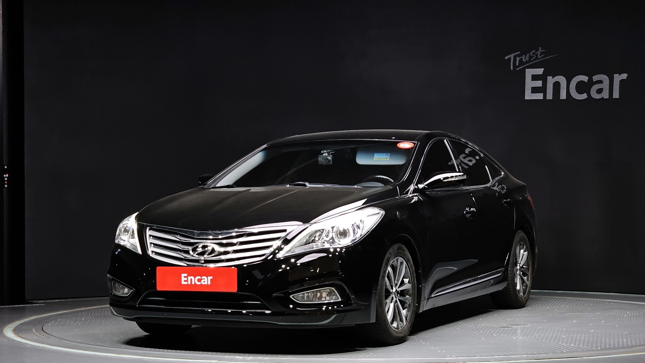 HYUNDAI GRANDEUR HG 2011