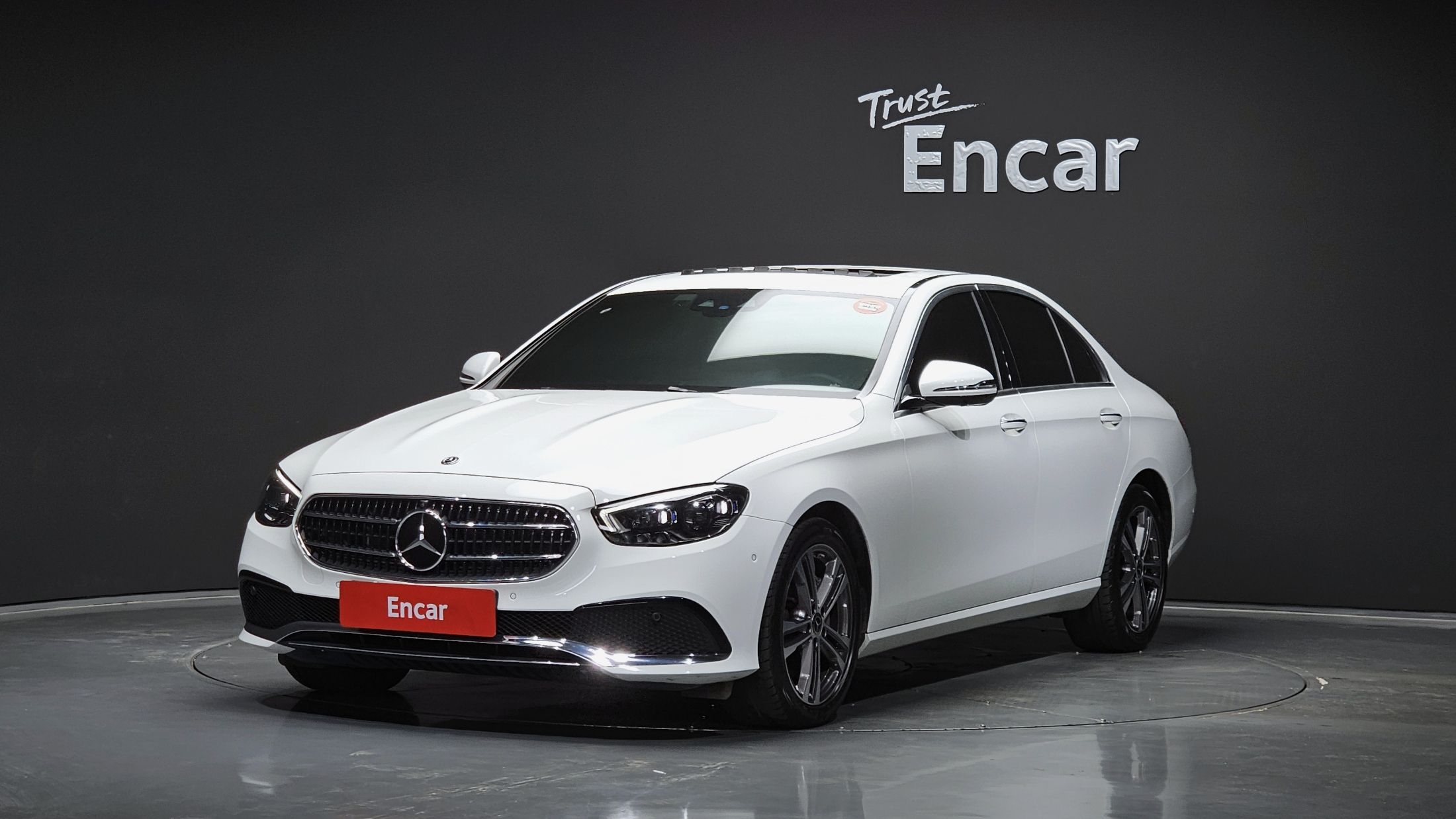 MERCEDES BENZ E-CLASS W213 2021