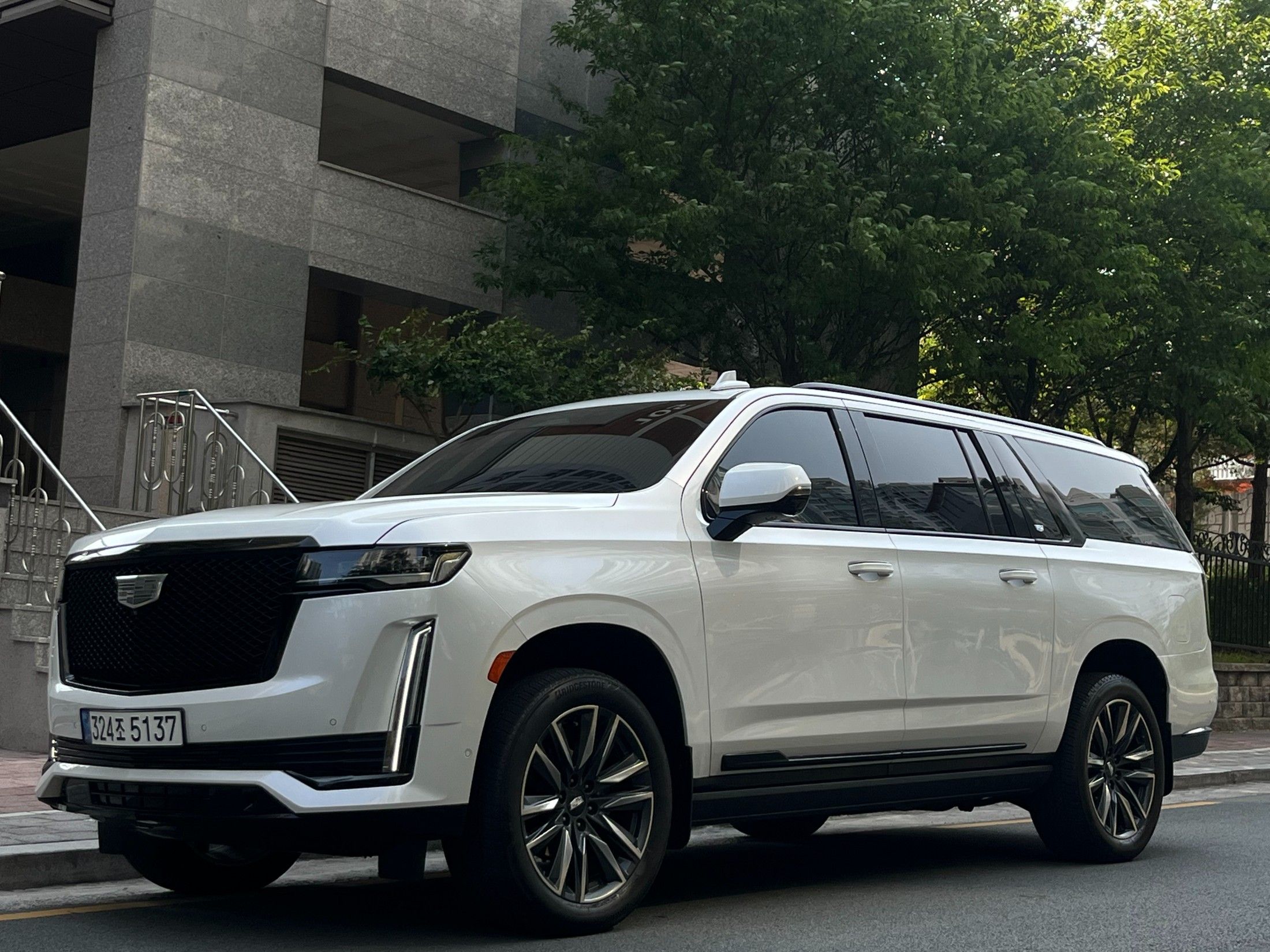 CADILLAC ESCALADE 2021