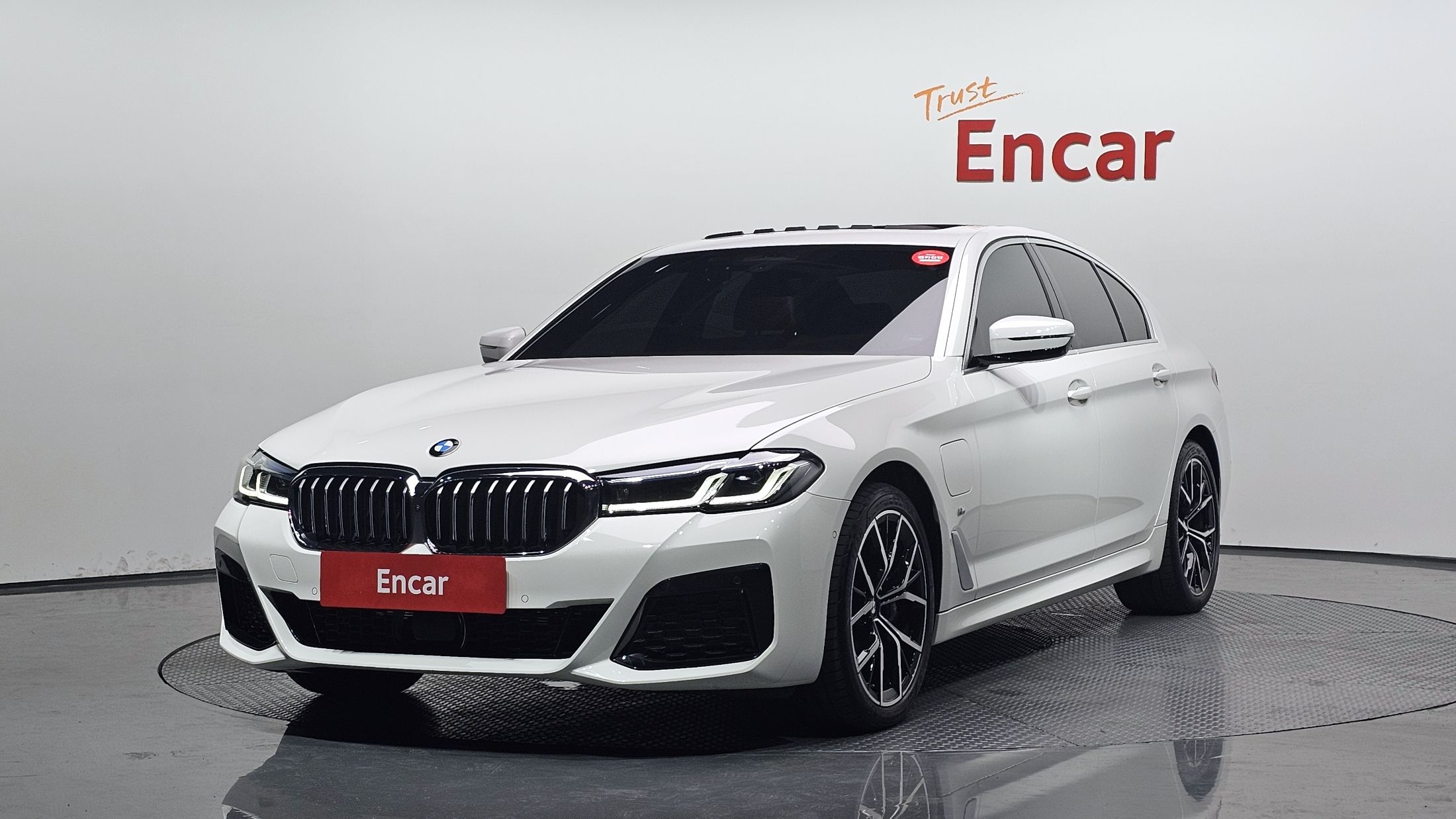 BMW 5-SERIES G30 2021