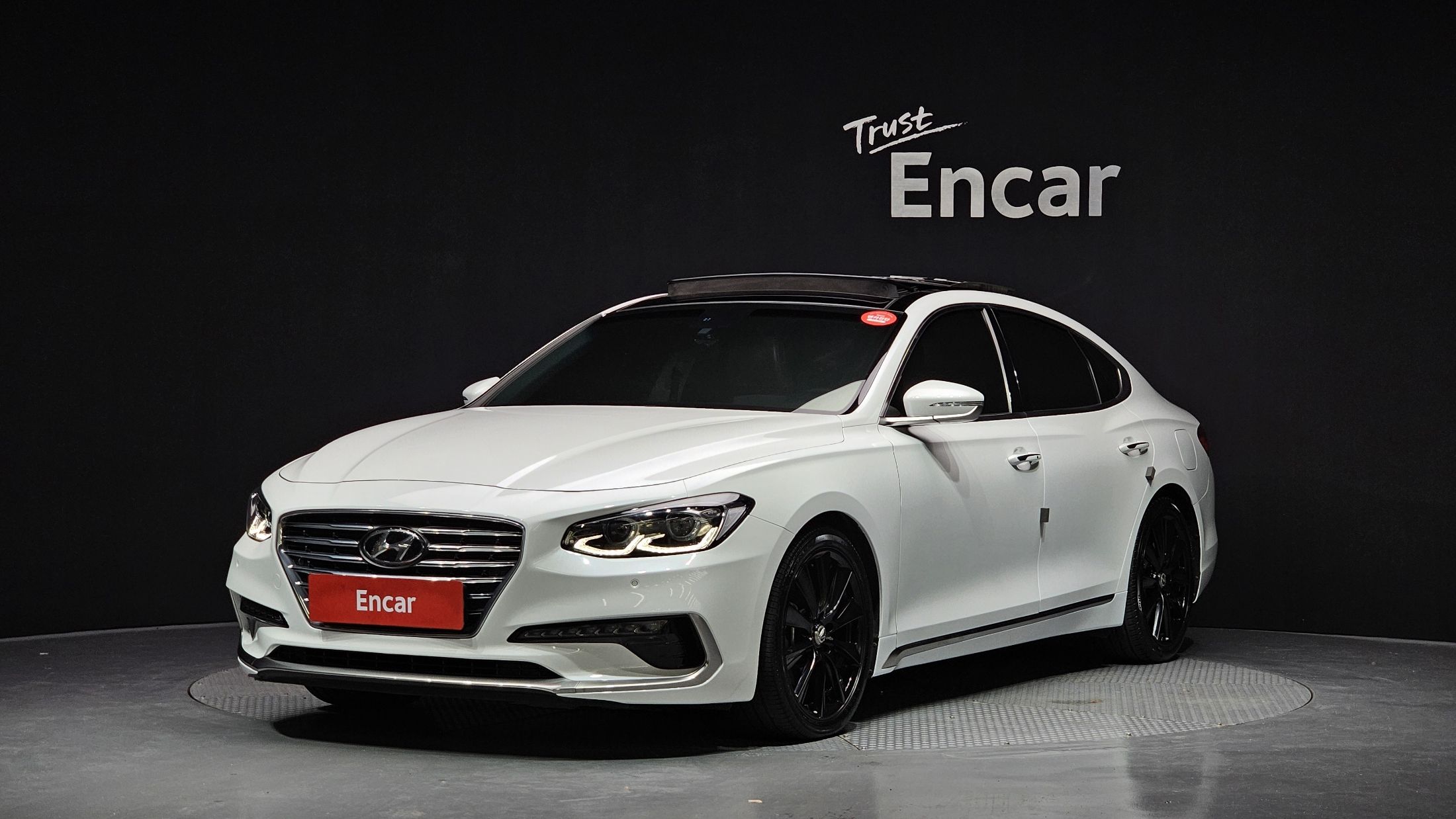 HYUNDAI GRANDEUR IG 2016