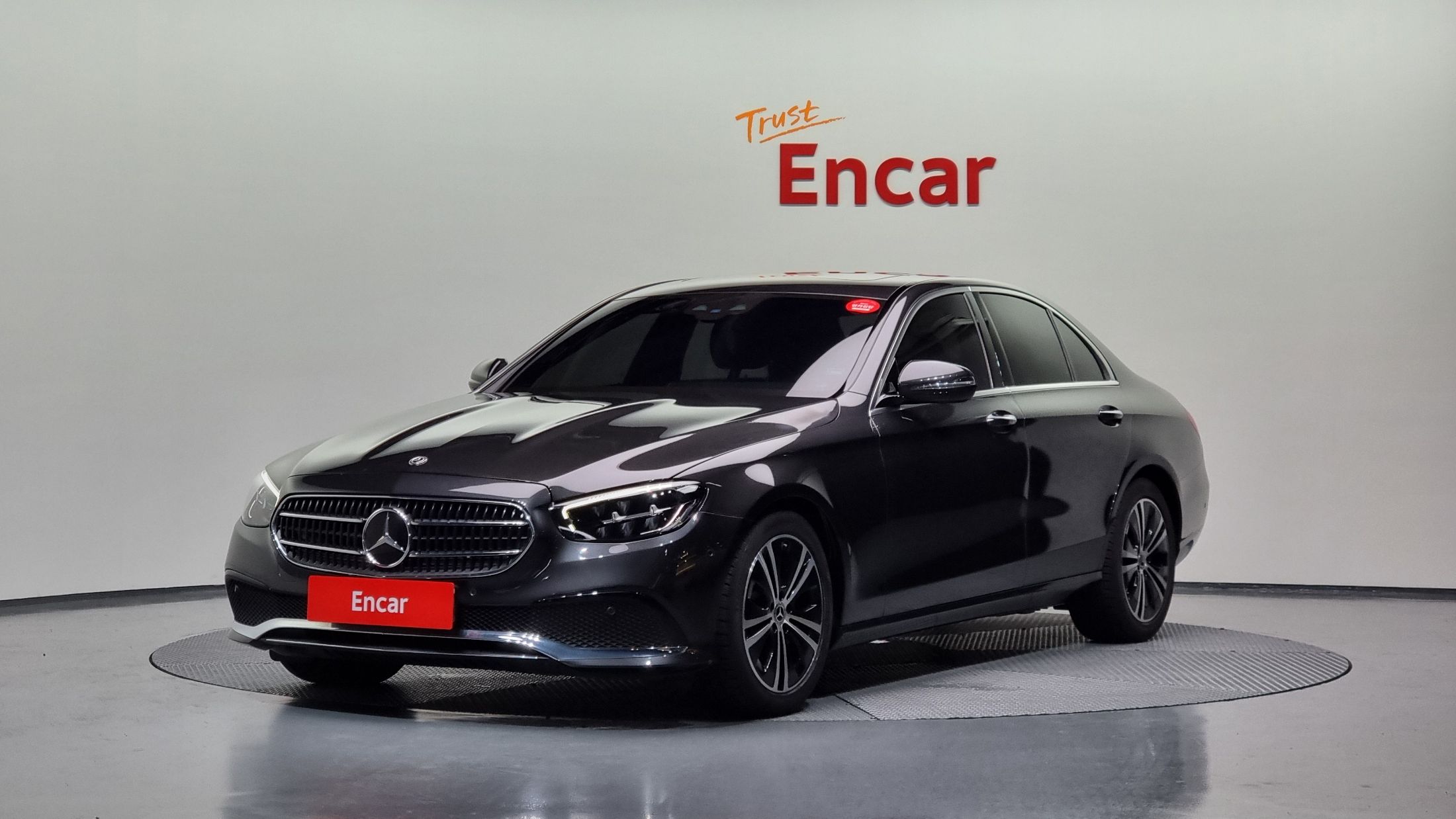 MERCEDES BENZ E-CLASS W213 2021