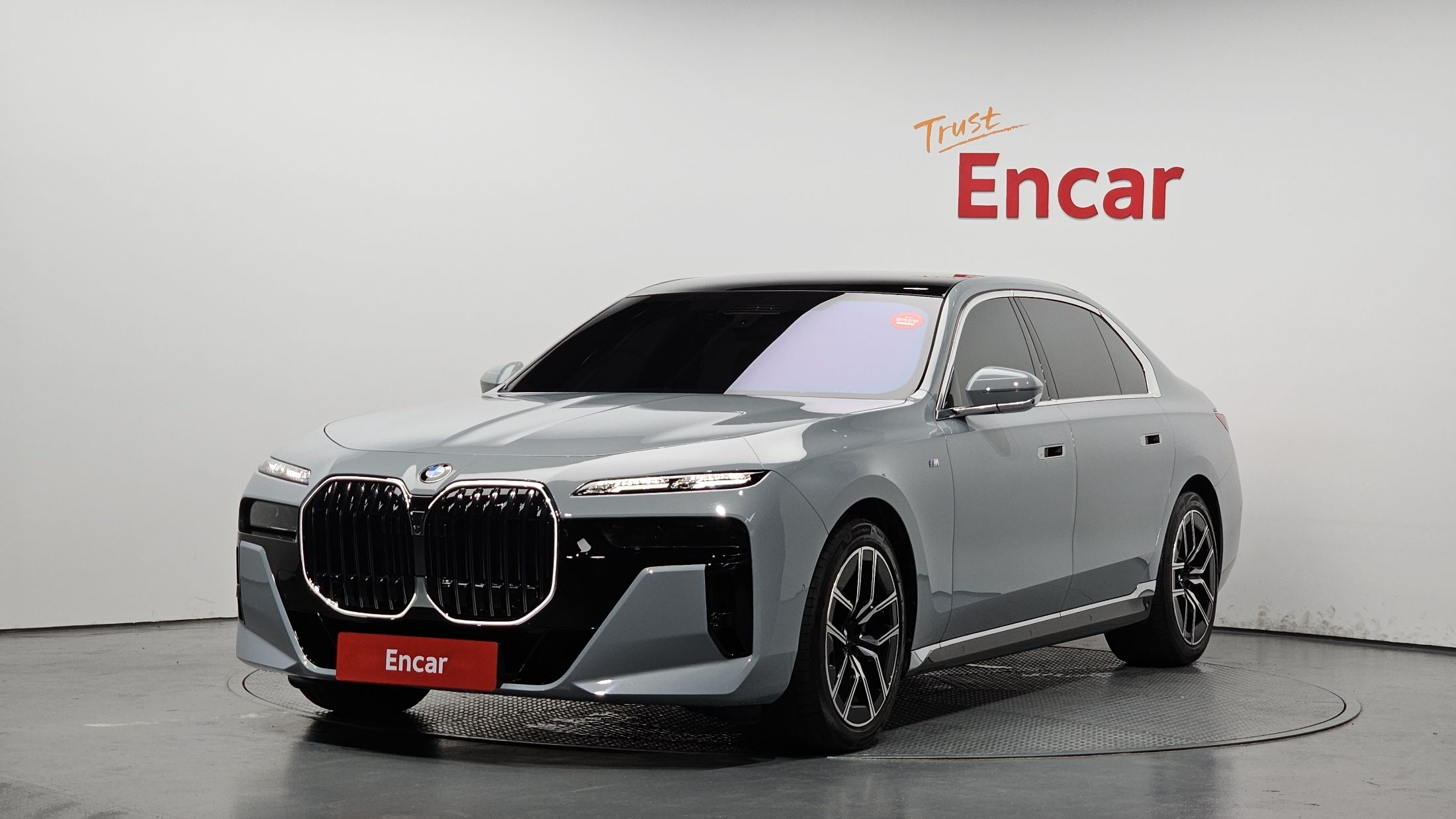 BMW 7-SERIES G70 2024