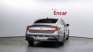 HYUNDAI SONATA HYBRID DN8 2020