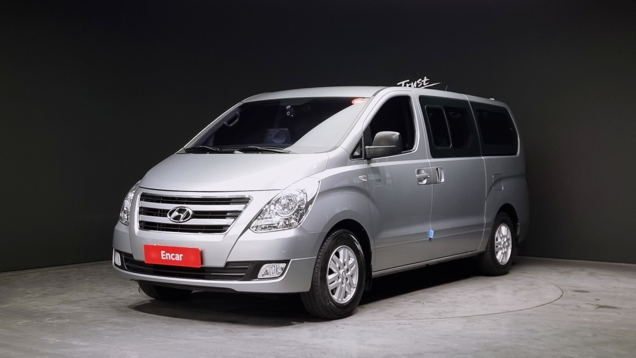 HYUNDAI STAREX GRAND