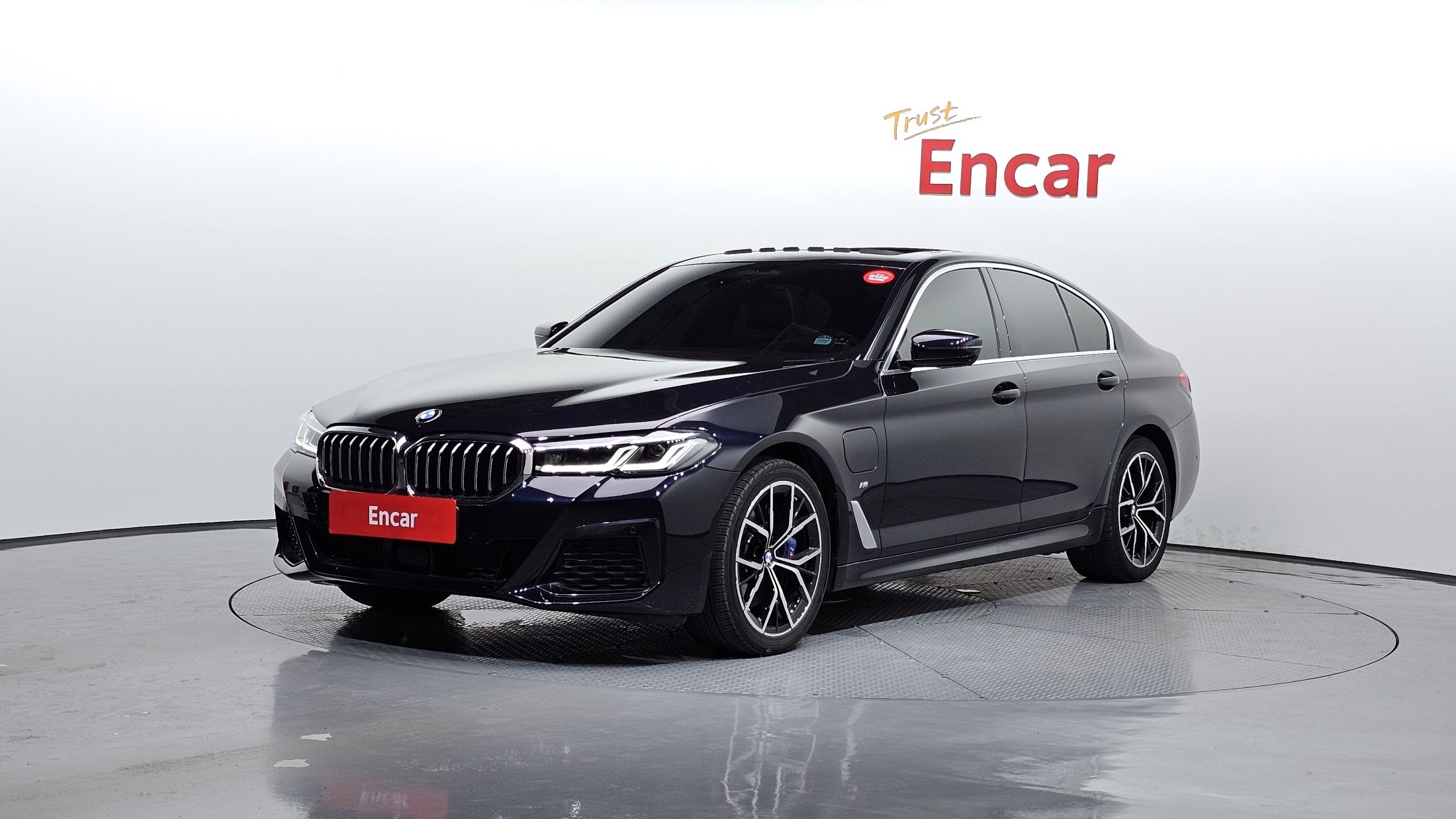 BMW 5-SERIES G30 2021