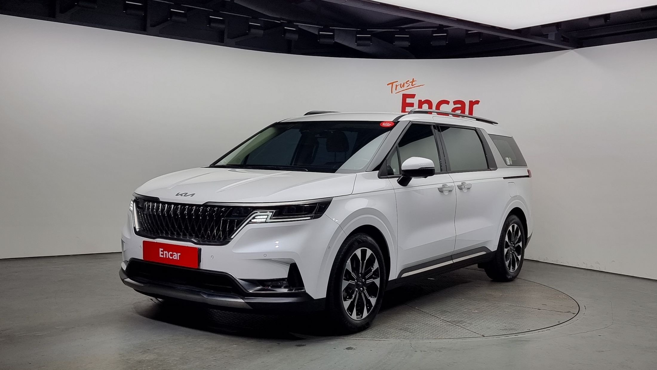 KIA CARNIVAL 2023